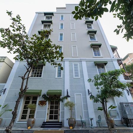 De Fleur Hotel Puduccseri Kültér fotó