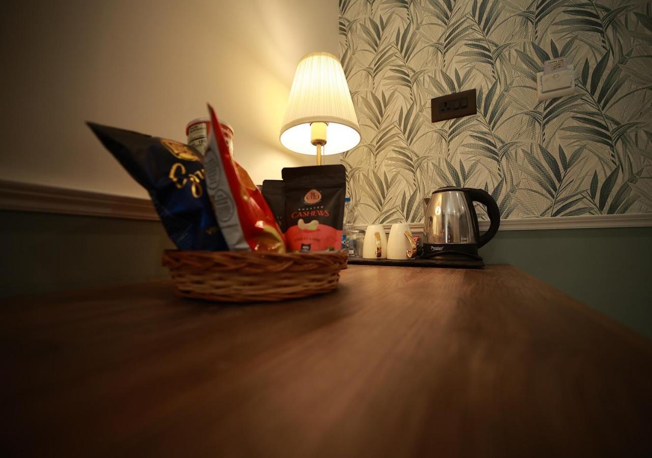 De Fleur Hotel Puduccseri Kültér fotó